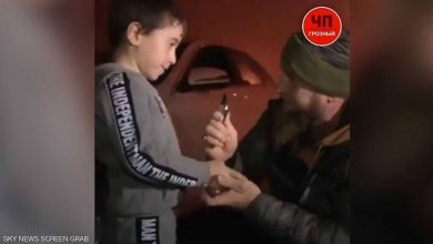 Photo of بالفيديو.. رئيس الشيشان يهدي “الطفل الخارق” مرسيدس