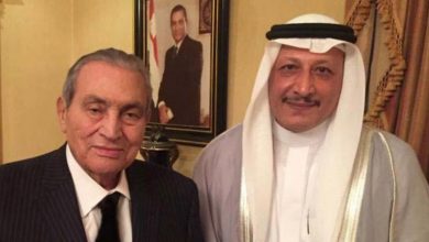 Photo of شاهد.. أحدث ظهور للرئيس المصري الأسبق مبارك وزوجته ونجليهما (صور)
