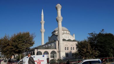 Photo of بالفيديو… لحظة انهيار مئذنة مسجد في تركيا بسبب زلزال